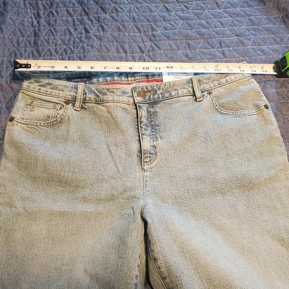 NEW Lands' End Size 16P (37x27.5) Straight Boot Cut Jeans Antique Light Wash - Picture 7 of 10